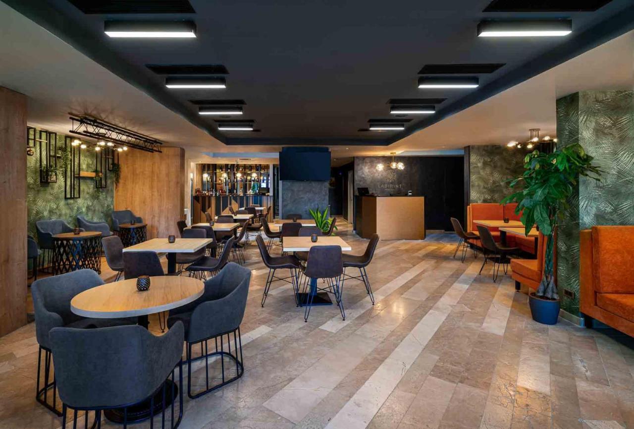 Hotel Labirint Boutique 3*